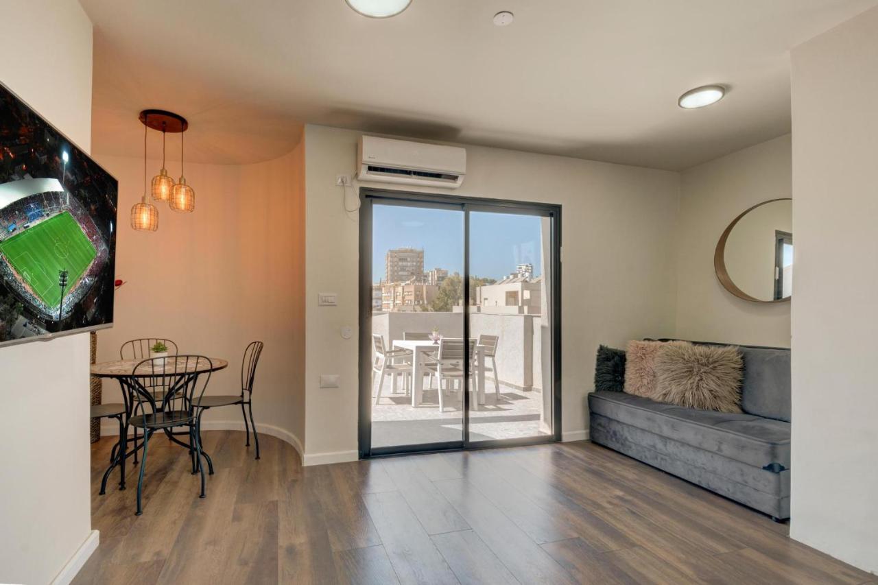 ラマト・ガンLuxury Penthouse Great Location With Parking Tlvアパートメント エクステリア 写真